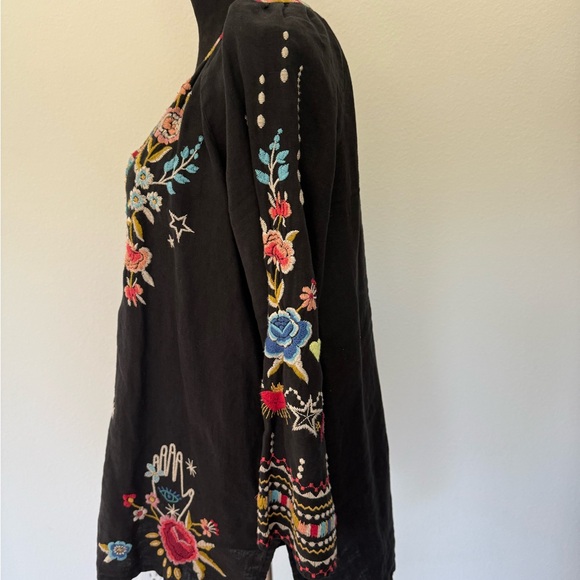 Johnny Was Maris Black Linen Tunic Top Embroidered Extra Small - Picture 3 of 4